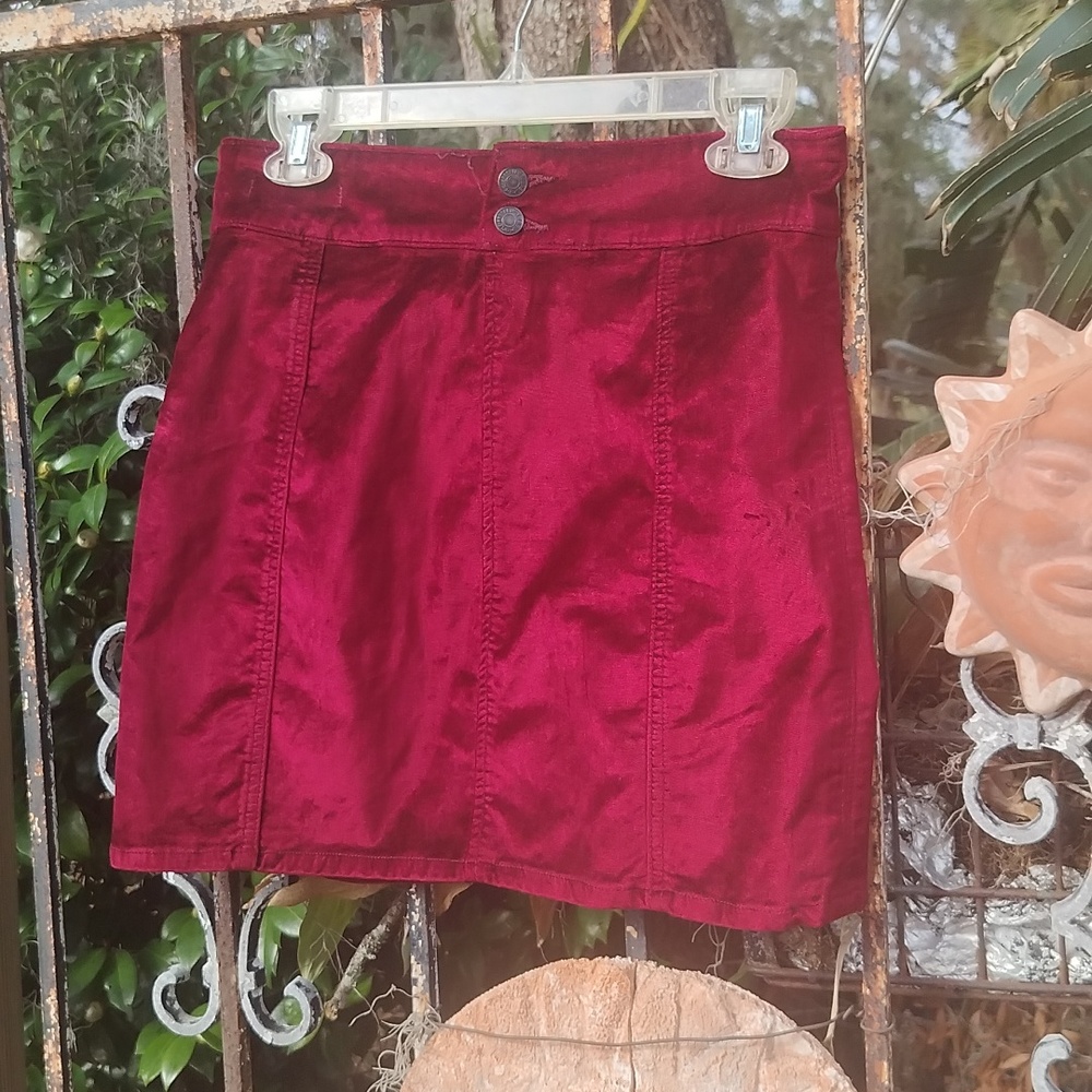 Free people cranberry velvet mini skirt 29 waist